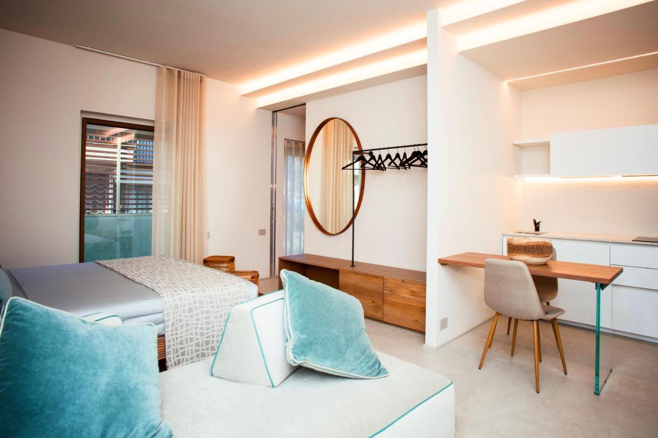 Vistamare Suite & Room Marina di Campo Ngoại thất bức ảnh