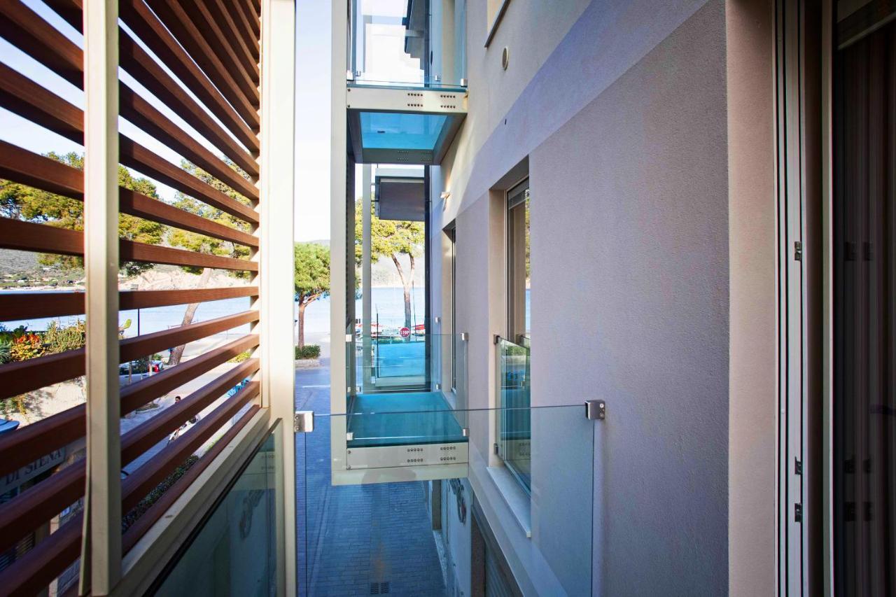 Vistamare Suite & Room Marina di Campo Ngoại thất bức ảnh